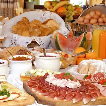 Erika Guest house 3*